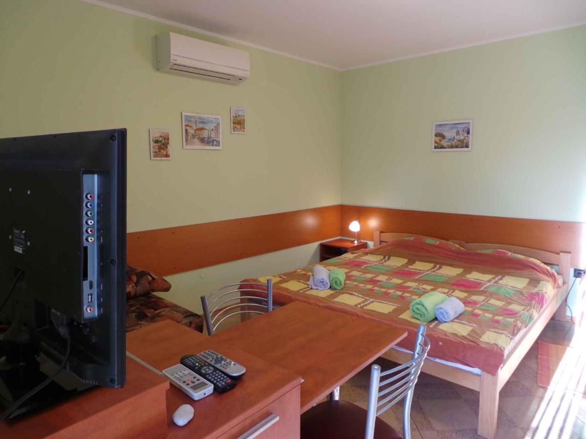 Studio In Plomin Luka/Istrien 8881 Apartment Екстериор снимка